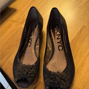 DKNYC Women's Navy Blue Peep Toe Heels